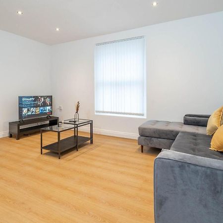 Two Bedroom Apartment-One Choice Stays- Jewellery Quarter バーミンガム エクステリア 写真