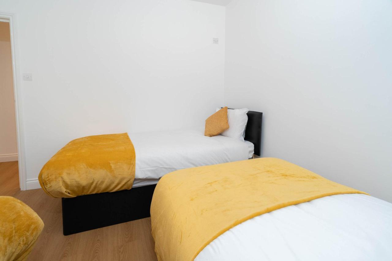 Two Bedroom Apartment-One Choice Stays- Jewellery Quarter バーミンガム エクステリア 写真