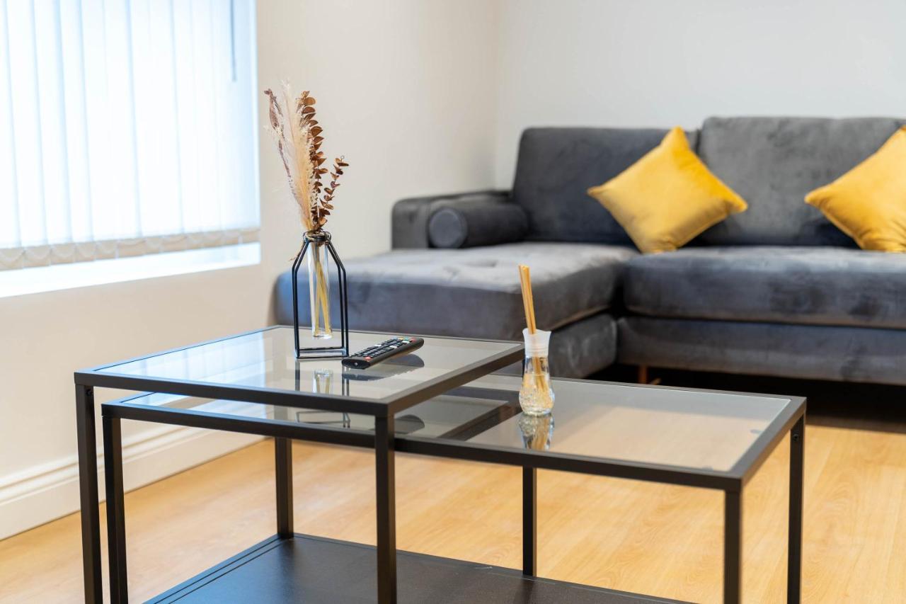 Two Bedroom Apartment-One Choice Stays- Jewellery Quarter バーミンガム エクステリア 写真
